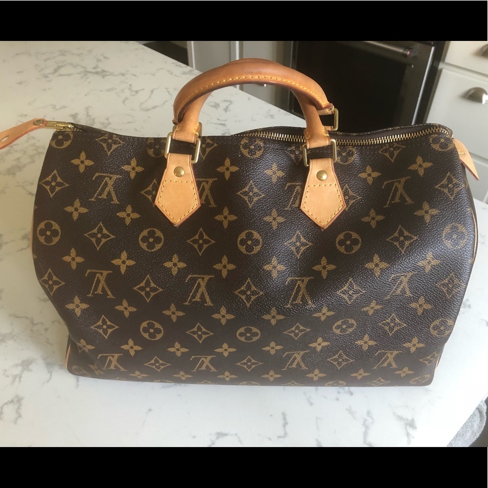 LOUIS VUITTON SPEEDY 35